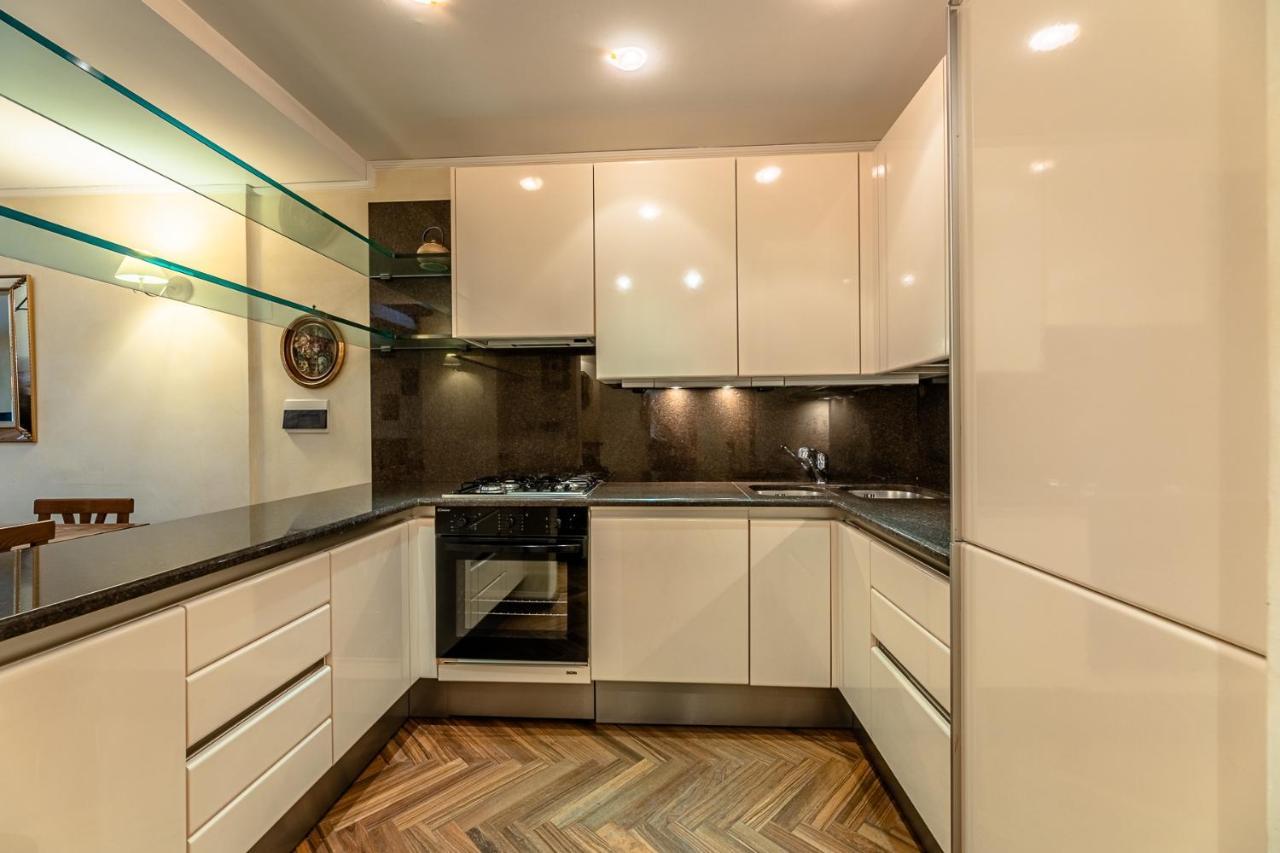 Dimora Lucrezia Apartment ซาโวนา ภายนอก รูปภาพ